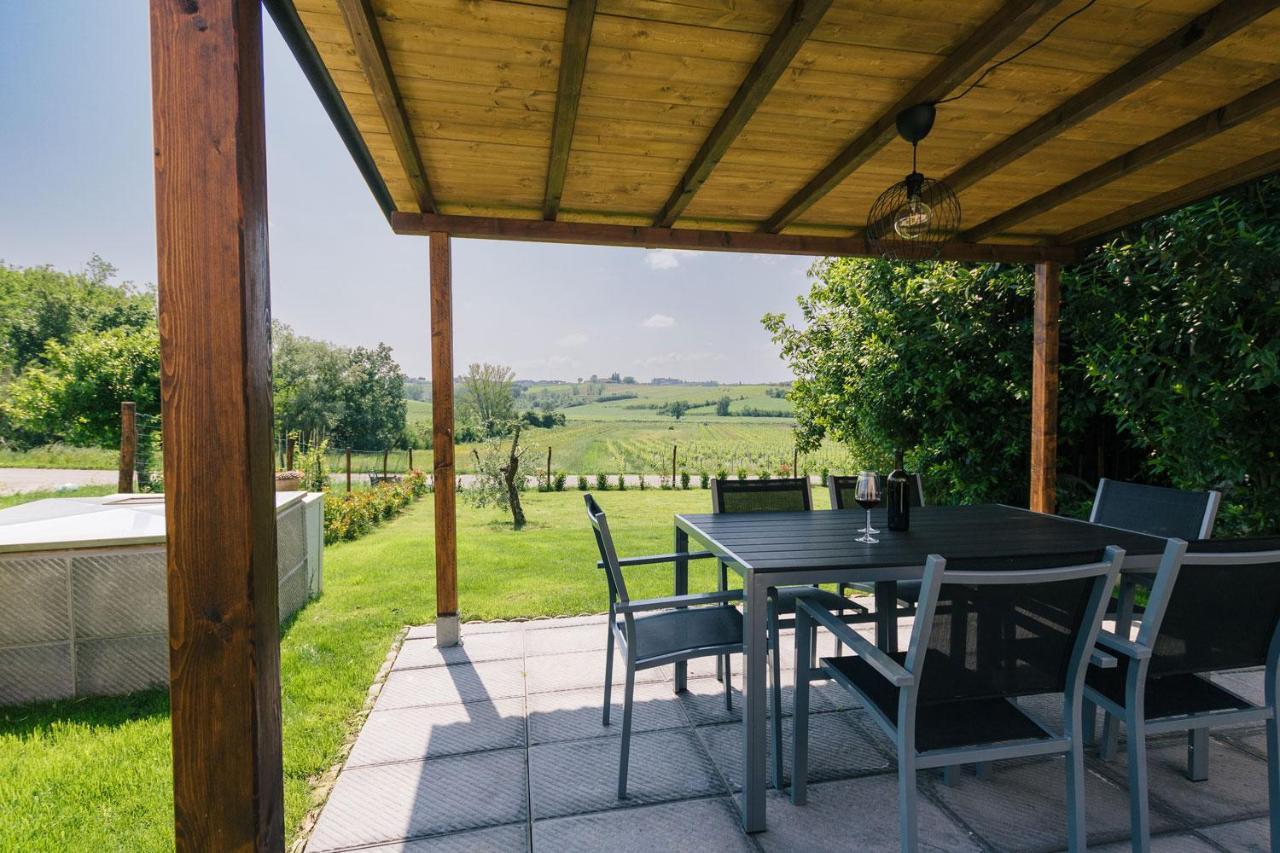 Podere La Vignata Toiano Bagian luar foto